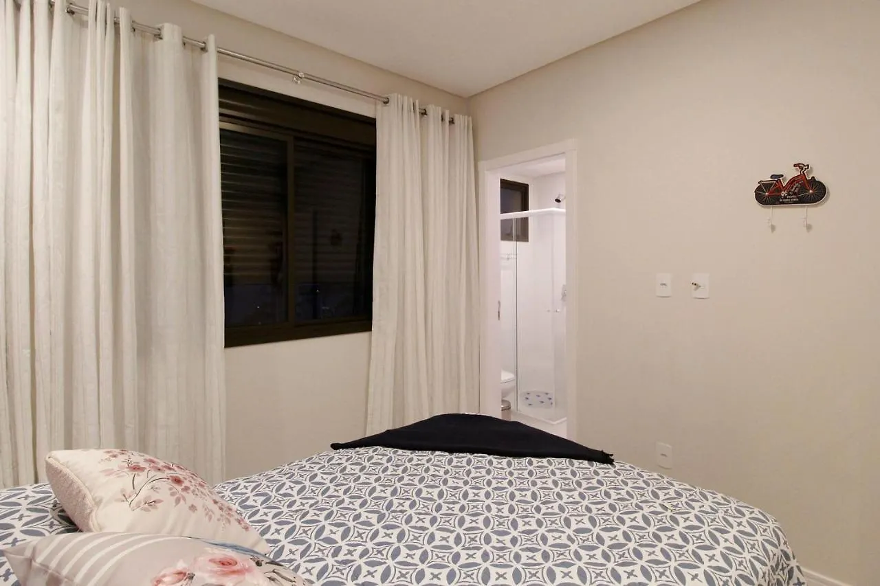 1090 Finamente Decorado 03 Suites Na Praia De Bombinhas