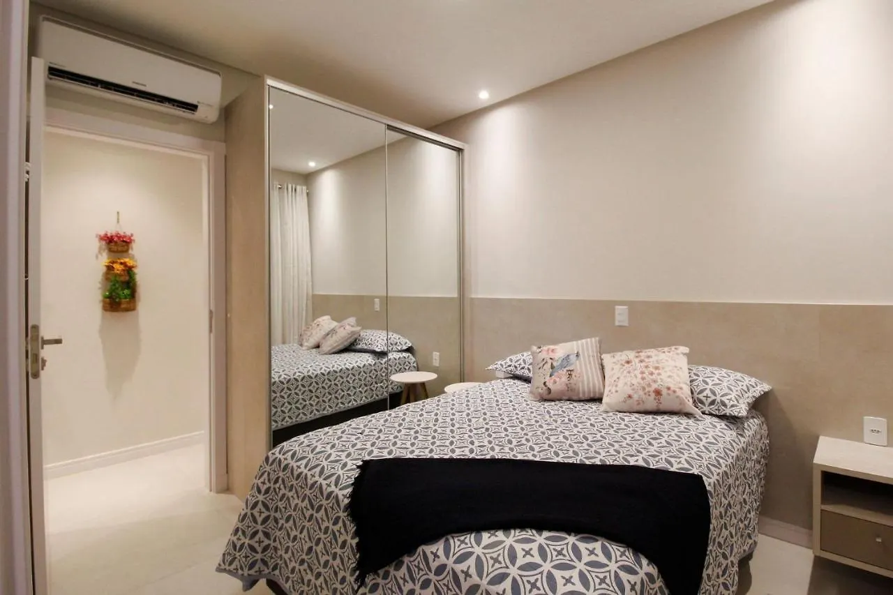 Апартаменты 1090 Finamente Decorado 03 Suites Na Praia De Бомбиньяс