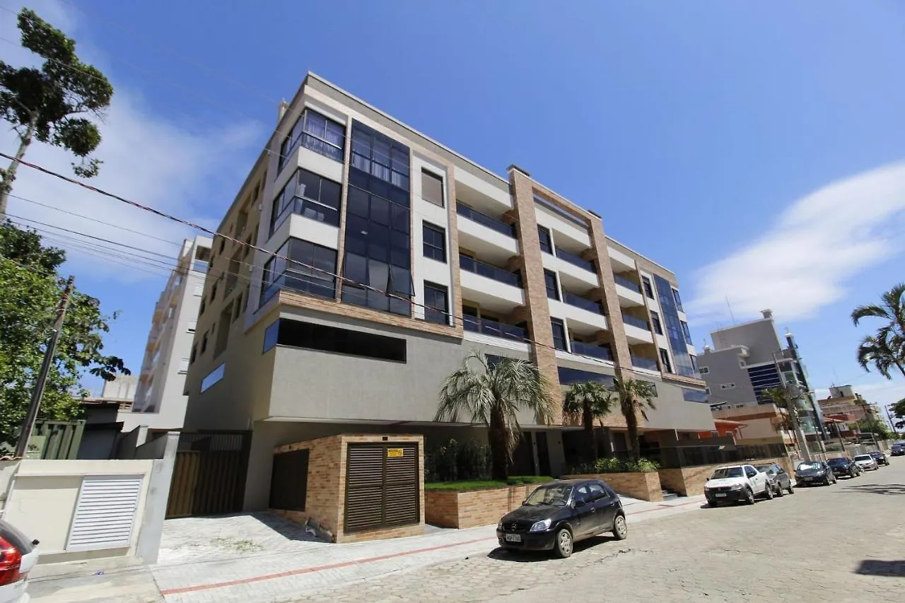 Апартаменты 1090 Finamente Decorado 03 Suites Na Praia De Бомбиньяс