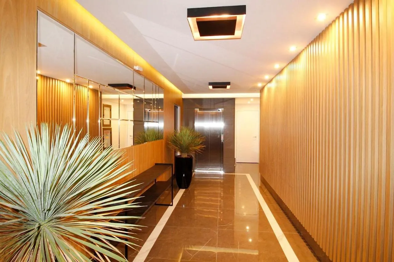 1090 Finamente Decorado 03 Suites Na Praia De Бомбиньяс Апартаменты